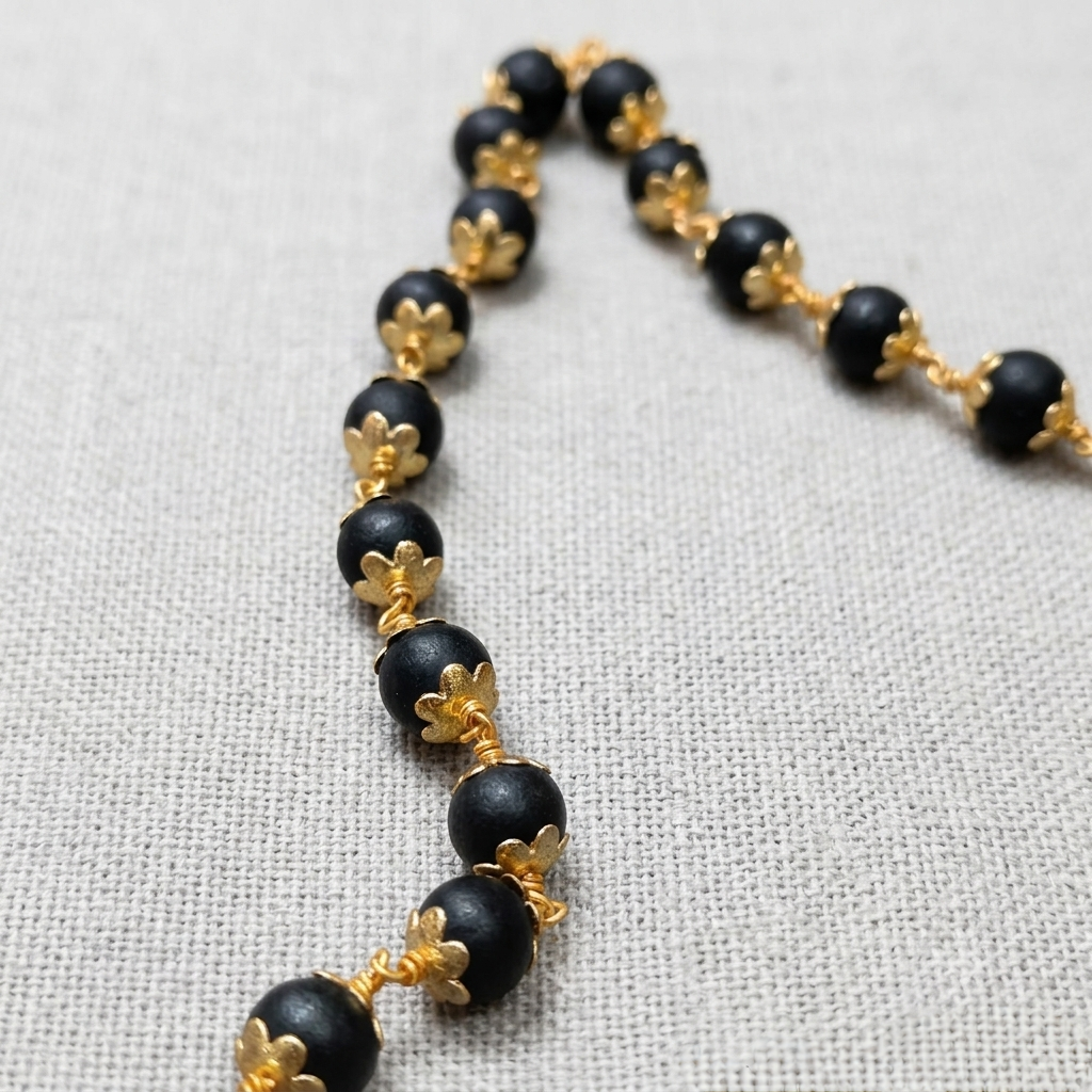 Karungali Mala Golden Cap 54+1 Beads - Image 3